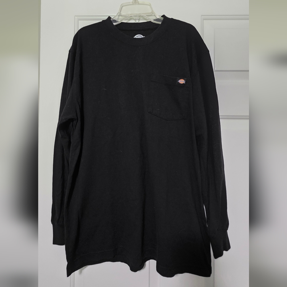 Dickies Black Long Sleeve Tee with Pocket